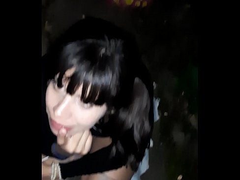 ❤️ A kan titi kumbura azzakari a madadin alewa Batsa na Rasha ☑